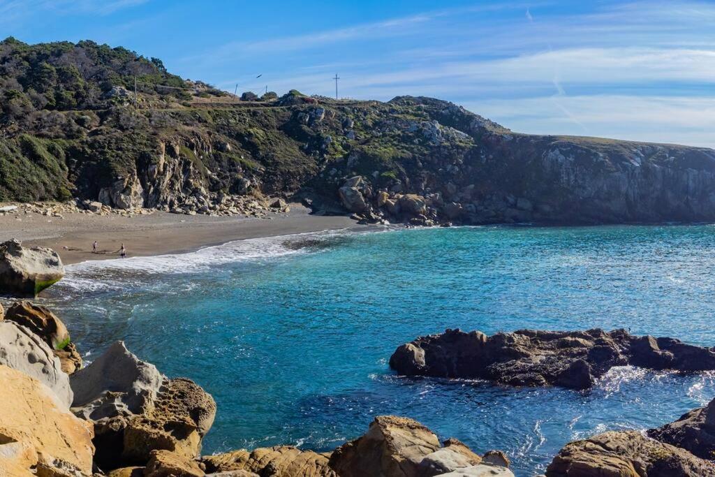 Driftwood Lodge ~ 5 Bedroom / 7 Bath ~ 30-Acre Private Estate On Hwy 1 ~ Hot Tub ~ Oceanview ~ Reunions & Retreats Walsh Landing Екстериор снимка